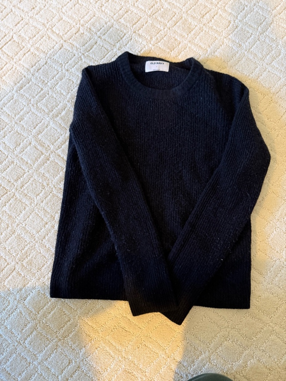 Old Navy Men’s Black Crewneck Pullover Sweater